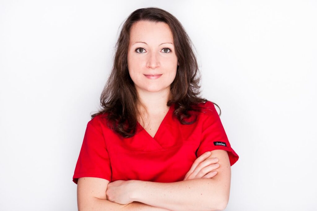 Dott.ssa Lucia Catazzo, medico veterinario dell'Ospedale Veterinario Santa Lucia a Verona