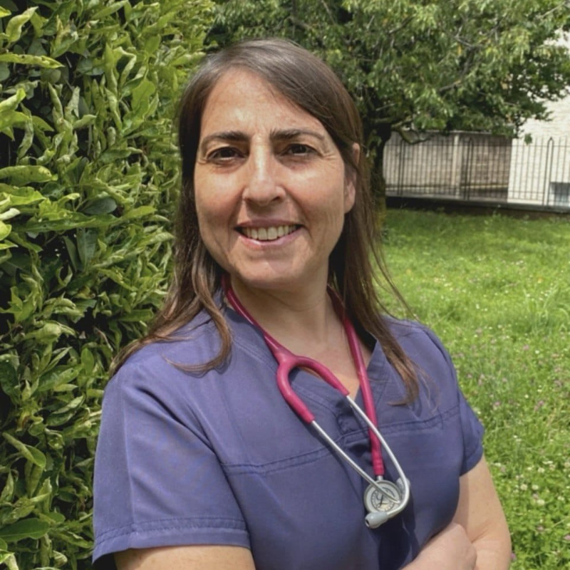 Dott.ssa Cristina Pirrone, medico veterinario dell'Ospedale Veterinario Santa Lucia a Verona